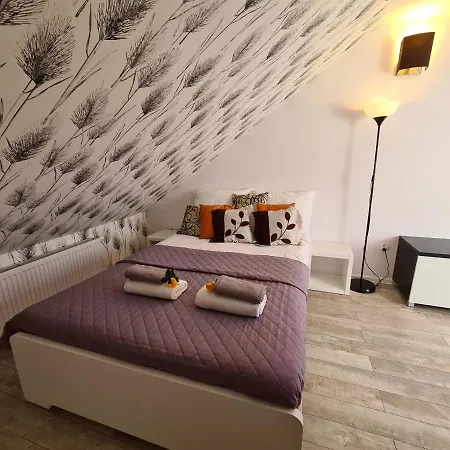 Lux Modern *